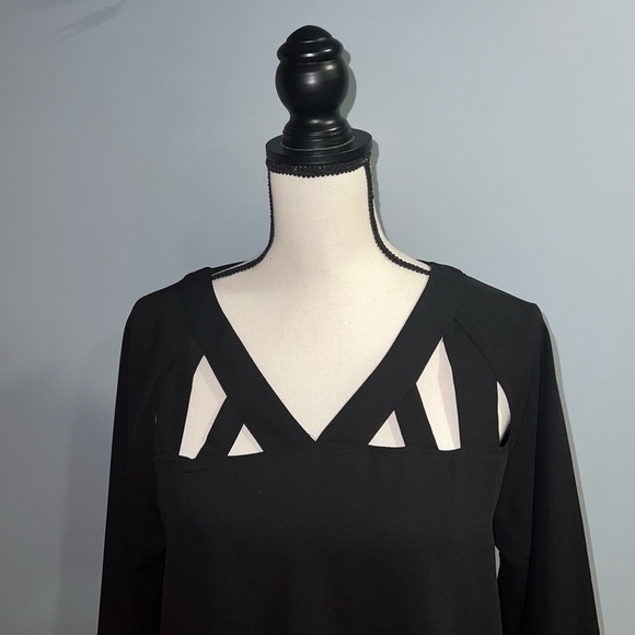 *Skies are blue- black long sleeve cut out shirt - Picture 2 of 6